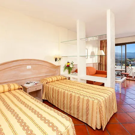 Masaru Aparthotel 3*