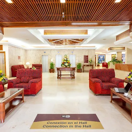 מלון דירות Masaru 3*